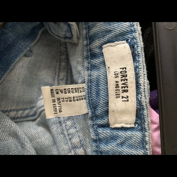 Forever 21 Boyfriend Jeans Size 28 - Picture 3 of 3